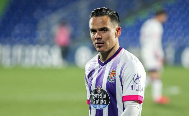 Roque Mesa, omnipresente en cada centímetro del campo