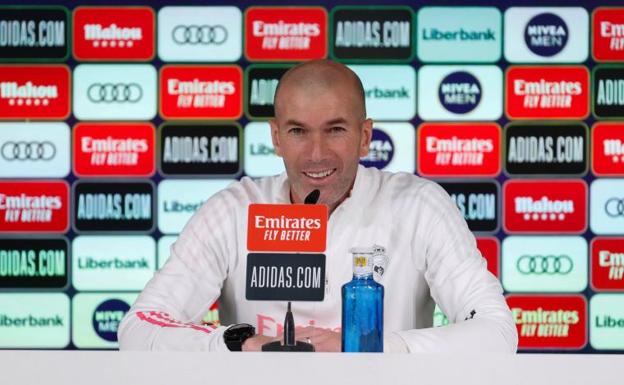 Zidane no teme que a Benzema le afecte su situación judicial