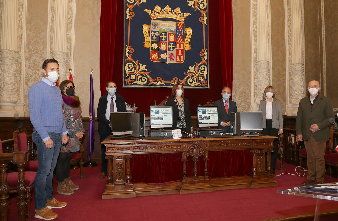 La Diputación dona 40 ordenadores en desuso para los colegios de Palencia