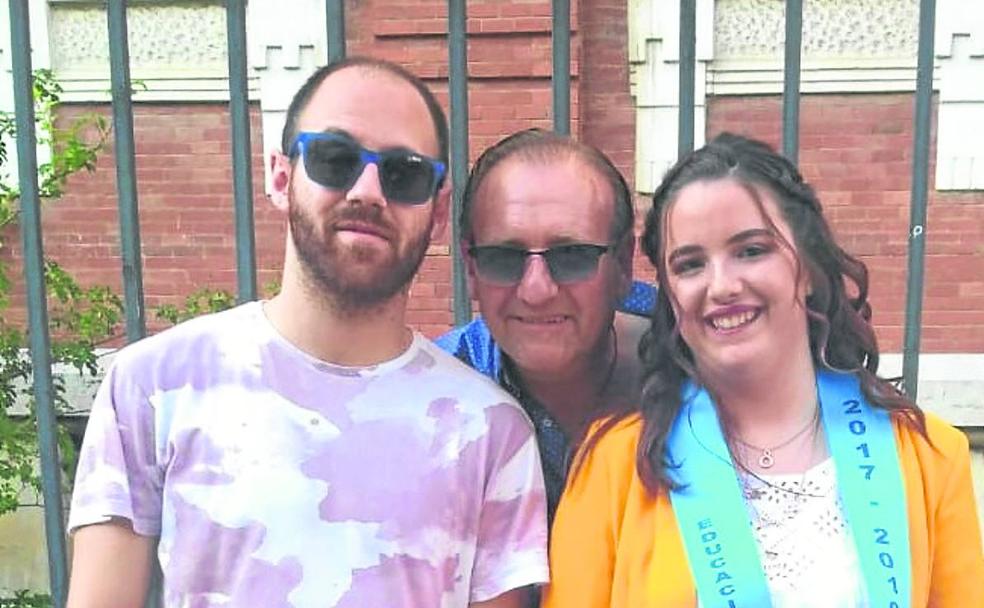 «Mi padre sabía que iba a coger el virus, pero no me creo su final»