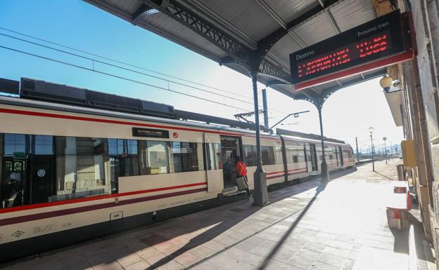 Renfe restablece este viernes los servicios de media distancia que unen Madrid con Ávila, Salamanca, Soria y León