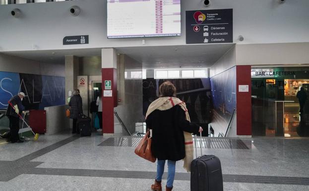 Piden que el bus a Fuentesaúco recupere su antiguo horario