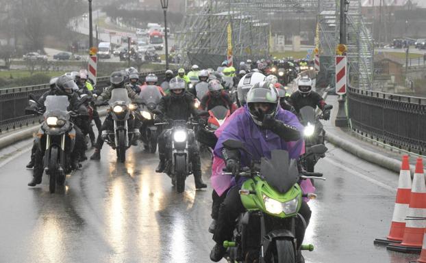 Motauros suspende el homenaje de antorchas en recuerdo a los moteros programado para el sábado