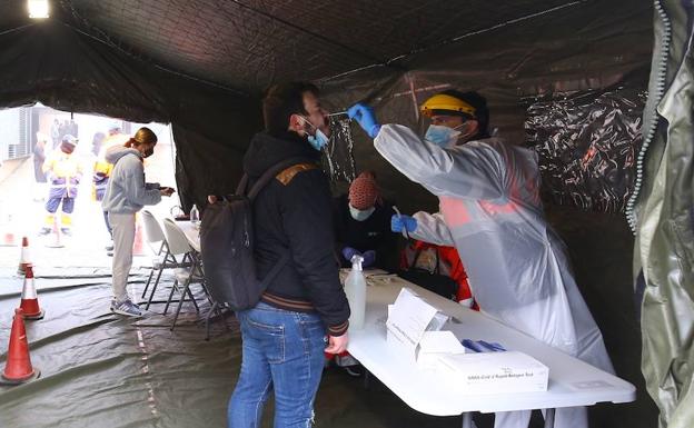 Los datos vuelven a crecer en Castilla y León, que declara 2.299 nuevos contagios y 23 muertes