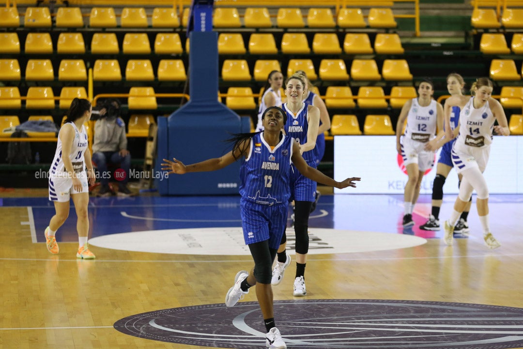 Izmit 80 - 101 Avenida