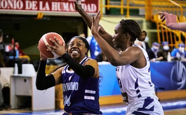 El Dynamo de Kursk remonta al Izmit para posicionarse para cuartos de final en el grupo del CB Avenida