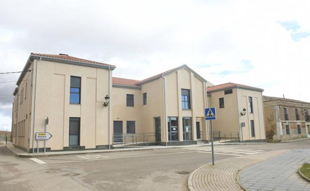 La Junta investigará las vacunaciones indebidas en la residencia vallisoletana de Villavicencio