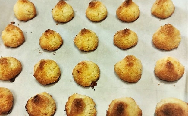 Coquitos, bocados con sabor a coco