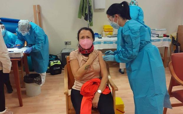 Segovia recibe 1.170 vacunas para relanzar la segunda dosis en las residencias