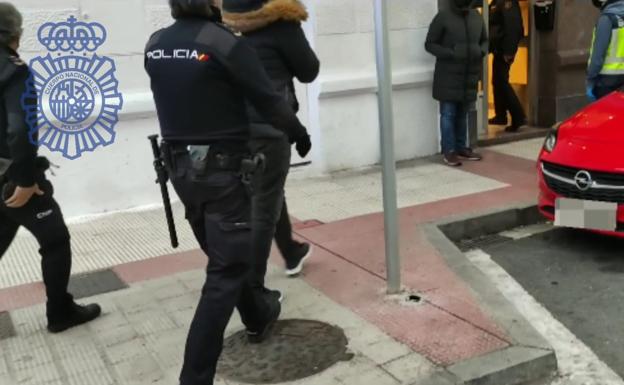 Cinco liberadas tras desarticularse en Burgos un grupo dedicado a la trata de mujeres