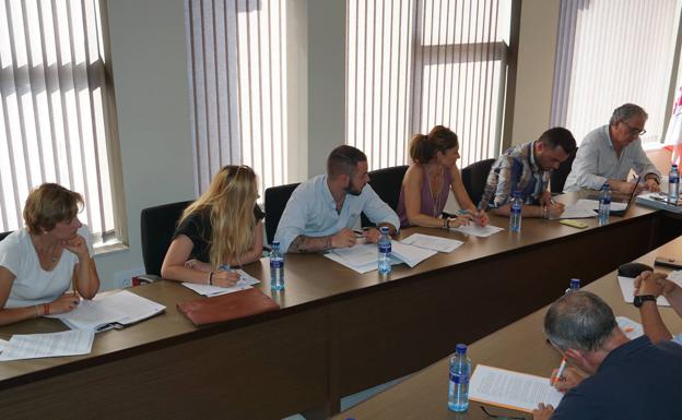 PP, Cs y Vox sellan una moción de censura que retira al PSOE de la Alcadía de Zaratán