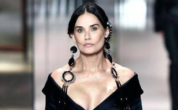 Demi Moore cambia de cara por 100.000 euros