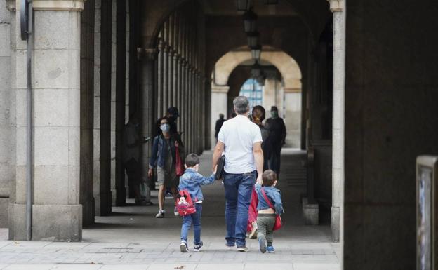 «Aunque el virus viene de fuera, los colegios no son espacios seguros»