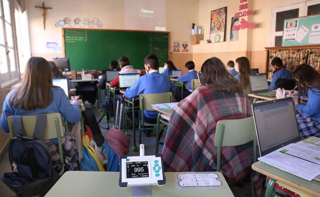 Educación pone en cuarentena otras 34 clases en la comunidad