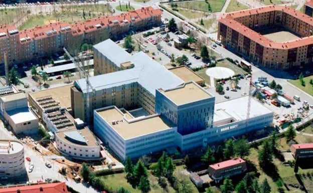 Dieciocho camas ocupadas de las 25 extendidas en UCI, 15 con coronavirus