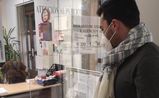 La concejala de Vox en Zaratán desoye a su partido y firma la moción de censura