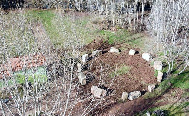 Un círculo megalítico de cientos de toneladas se asienta en Salas de los Infantes, en Burgos