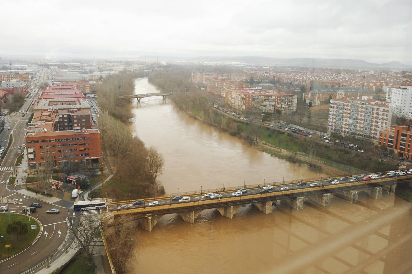 Aumenta el caudal de Pisuerga a su paso por Valladolid