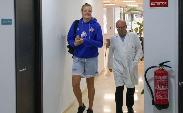 El CB Avenida comunica el positivo por covid de Emese Hof tras volver de la ventana FIBA de selecciones nacionales