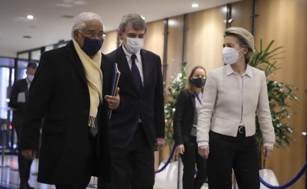 Bruselas urge a los Estados a que le autoricen a endeudarse