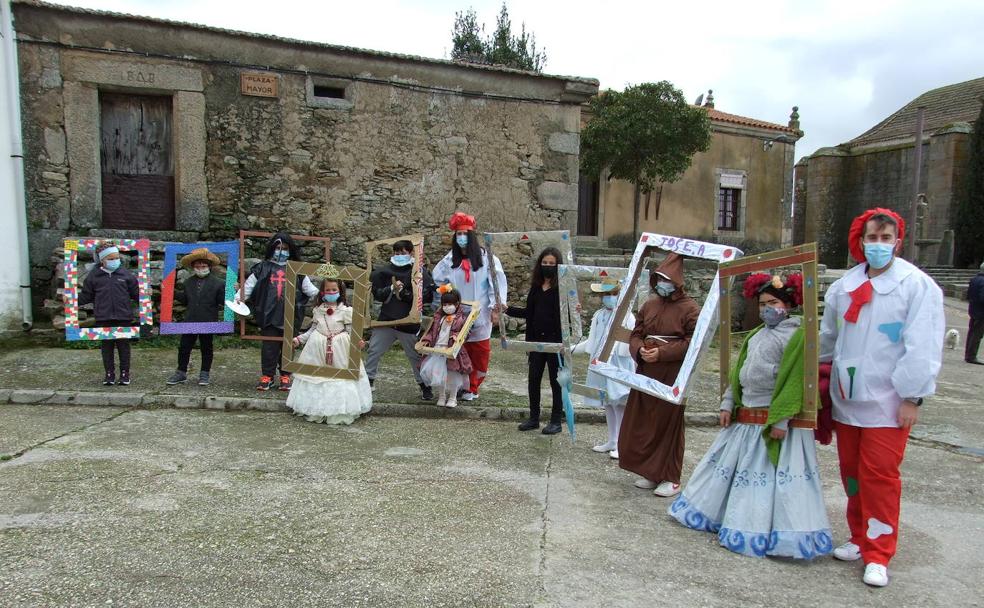 Carnaval del Arte en el CRA Bajo Tormes de Monleras