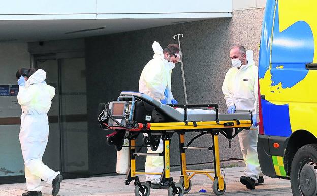 La situación de la zona de críticos del Río Carrión impide recuperar la actividad de los quirófanos