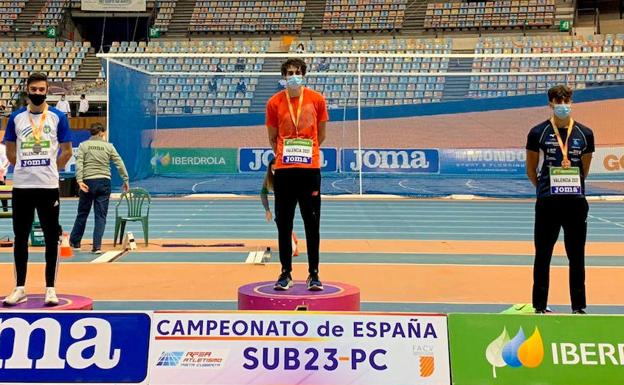 El salmantino Alejandro González Rengel, subcampeón de España sub-23 en 400 metros en pista cubierta