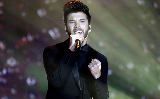 Blas Cantó, acosado y amenazado en las redes sociales