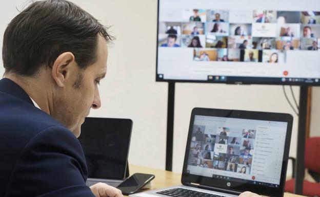 La Diputación de Valladolid acuerda cesar a los cargos públicos que se salten el plan de vacunación