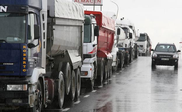 La Junta inspeccionó 22.950 vehículos de transporte y formuló 11.166 sanciones en 2020