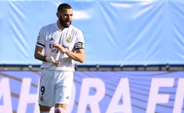 Benzema, baja contra el Valladolid y duda ante el Atalanta