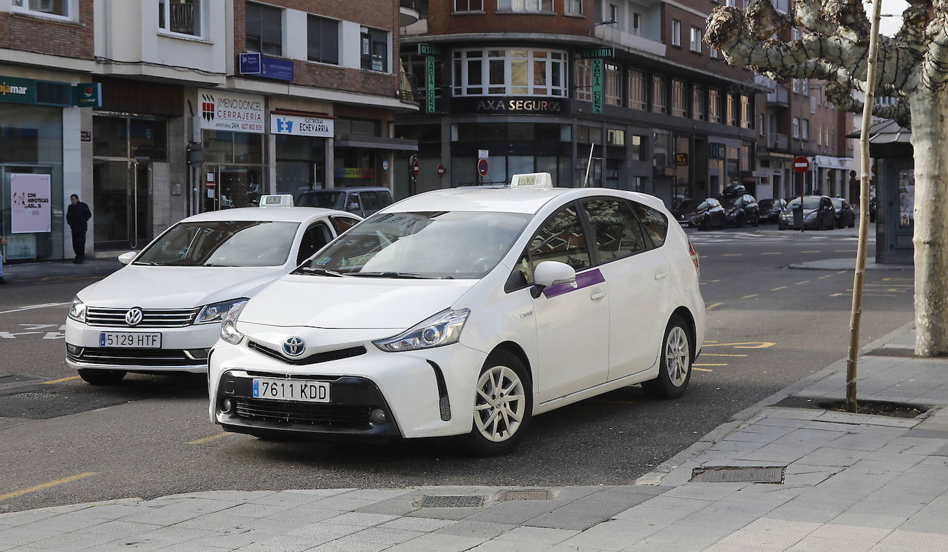 La emisora de Radiotaxi de Palencia sufre una caída de la línea y crea confusión entre los usuarios