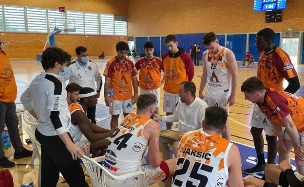Paso atrás del Aquimisa en Marbella en la primera derrota con Yeyo en el banquillo (67-55)