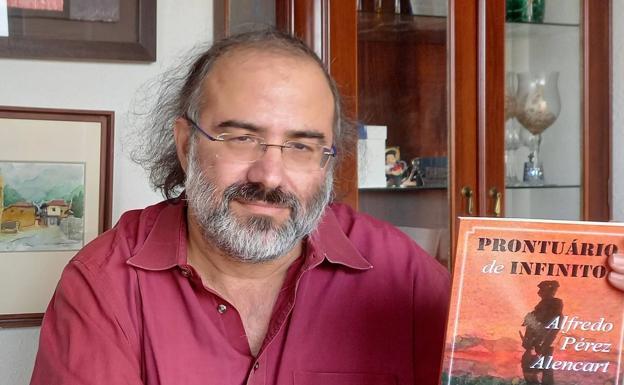 Publican en Brasil el poemario 'Prontuario de Infinito' de Pérez Alencart