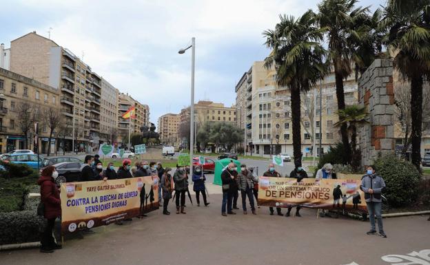 Los yayogaitas salen a las calles de Salamanca para defender el sistema público