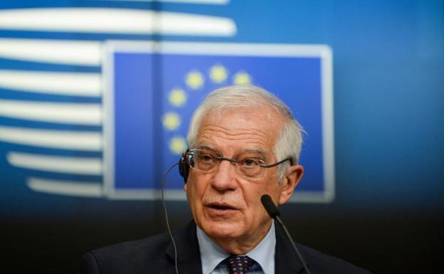 La UE responde a la afrenta rusa con más sanciones por la condena a Navalni