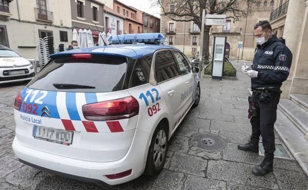 Desalojan en León a ocho personas del tren Barcelona-Vigo por no usar mascarilla