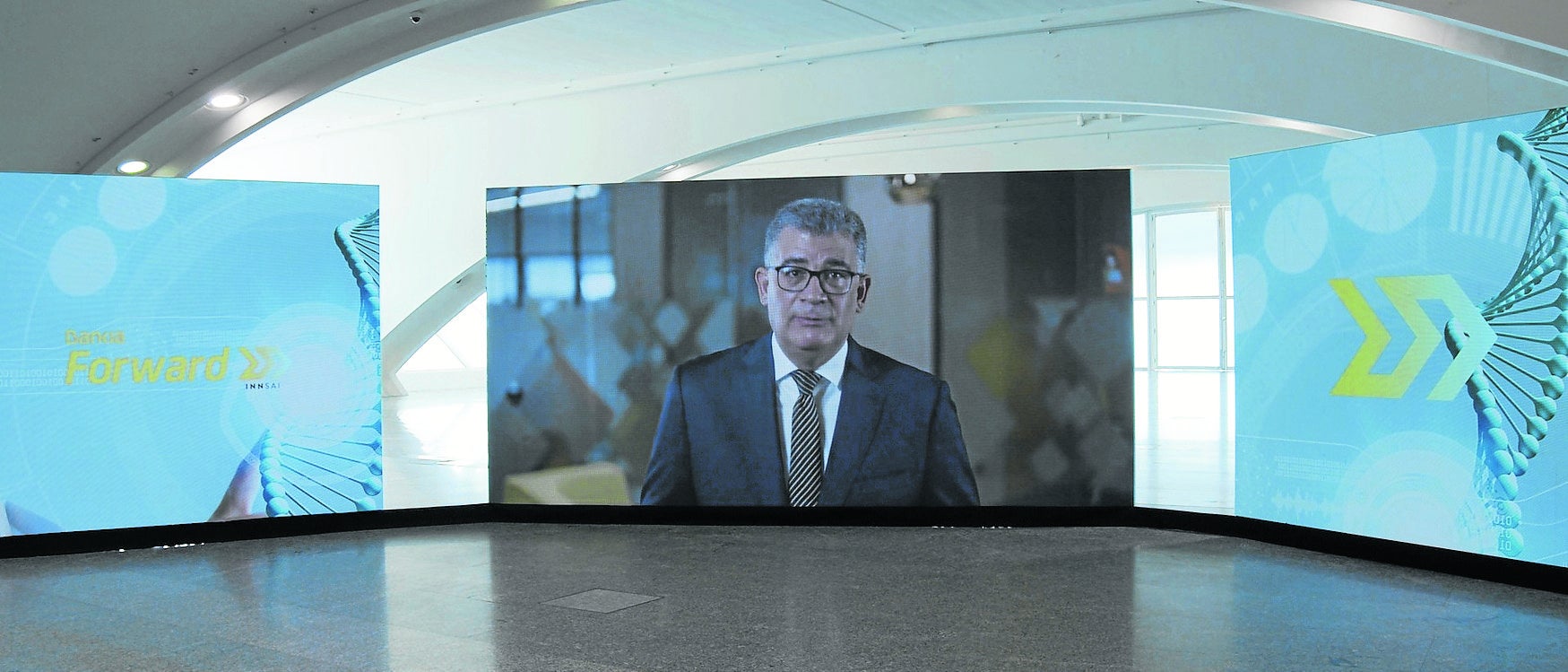 «Queremos ayudar a entender el cambio anticipándonos»