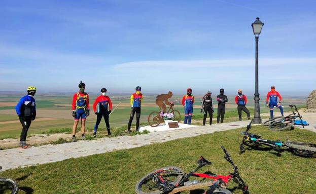 Una marcha de cicloturismo recuerda a Jesús Negro cinco años después de su muerte en accidente