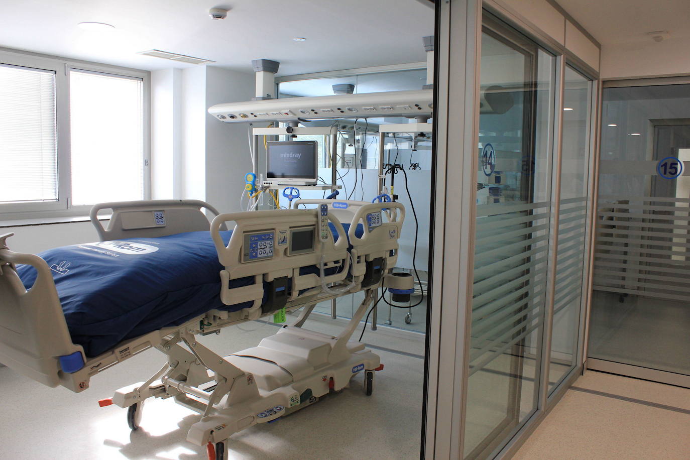 La UCI de Segovia mantiene la misma ocupación por covid que hace siete días