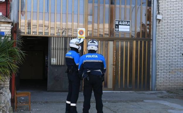 La Policía Local desaloja a 12 personas de un gimnasio de Valladolid y aborta una fiesta en una nave de San Cristóbal
