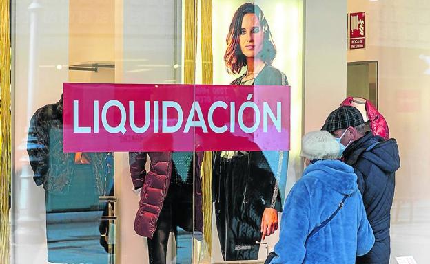 Las rebajas de invierno se cierran bajo mínimos y no dejan remontar al comercio