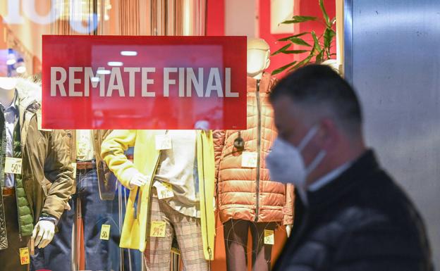 El sector textil cierra la «peor temporada» de rebajas con una caída del 40% de ventas