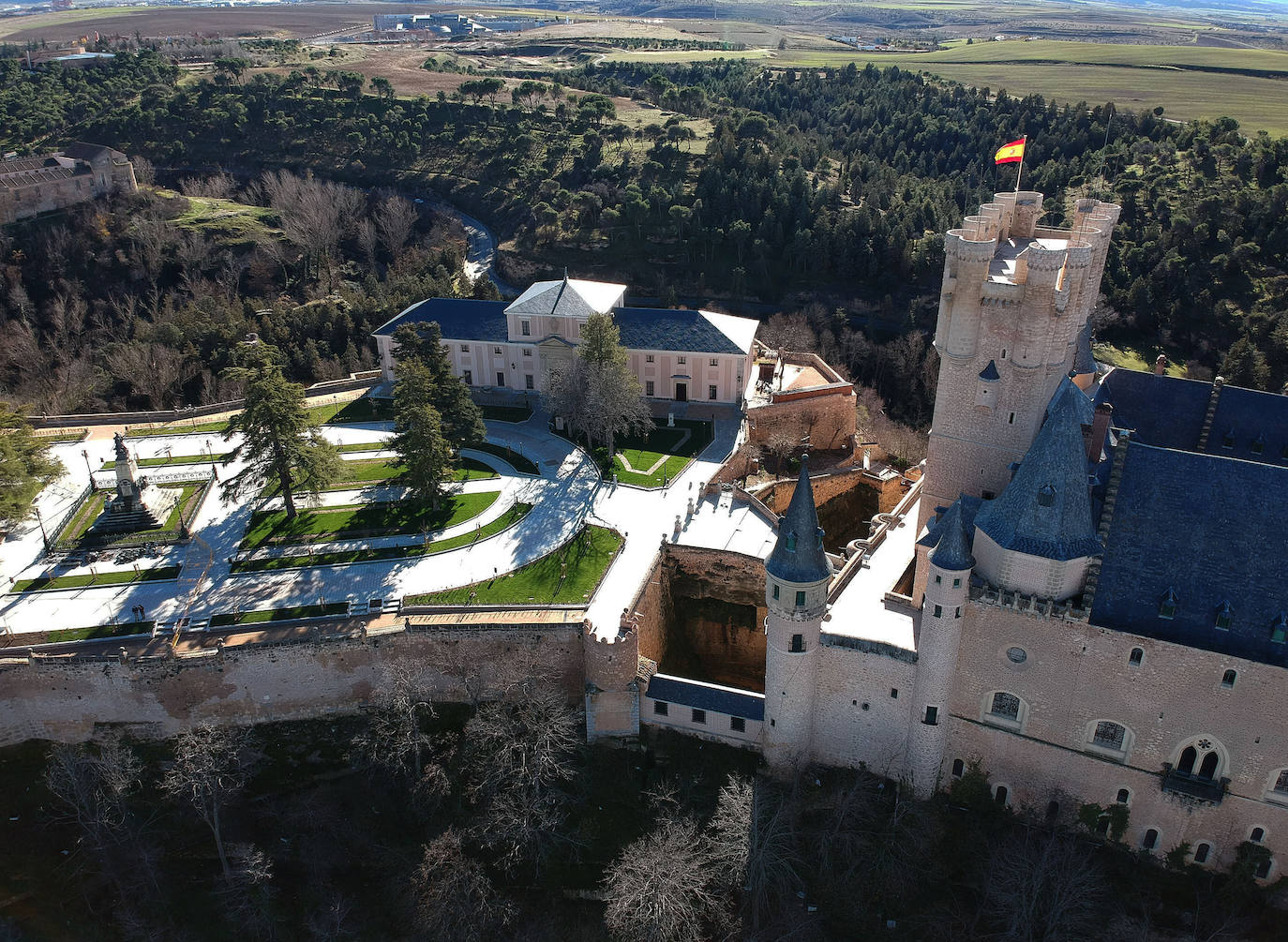 La renovación de la plaza del Alcázar estará lista en semanas tras más de dos años de obras