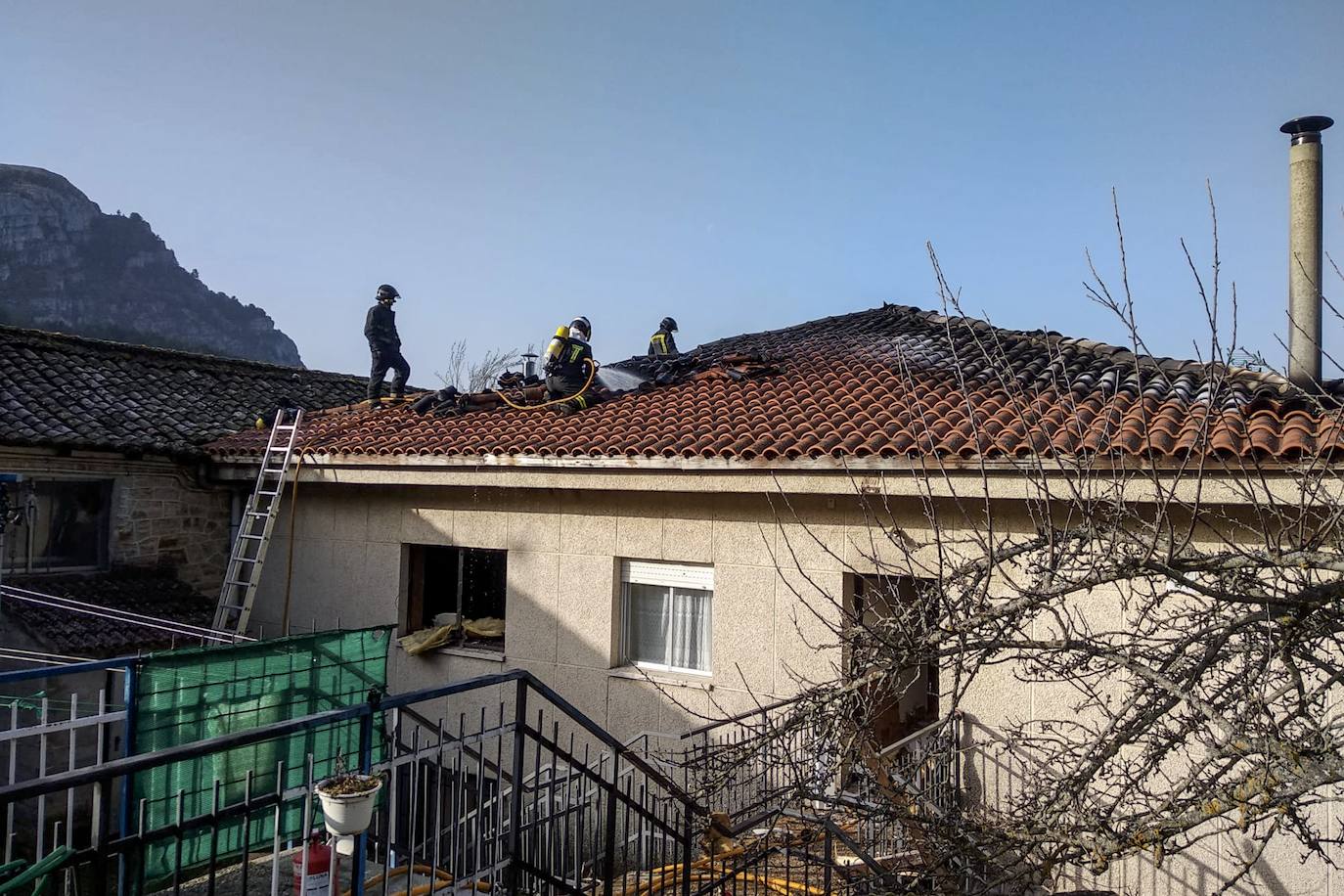 Explosión en una vivienda de la localidad leonesa de Barrios de Luna