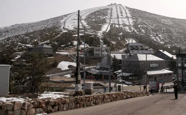La estación de esquí de Navacerrada calcula que su cierre afectará a 200 empleos indirectos