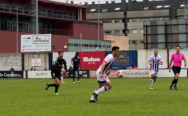 Un Real Valladolid Promesas en inferioridad cede dos puntos vitales en el minuto 93