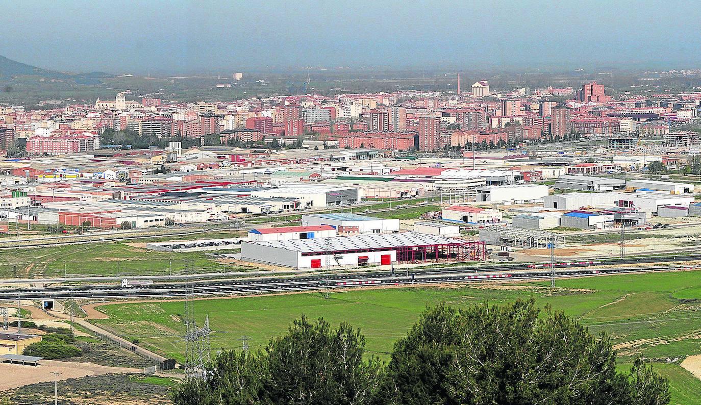 El Ayuntamiento de Palencia quiere que parcelas y naves industriales vacías salgan a la venta