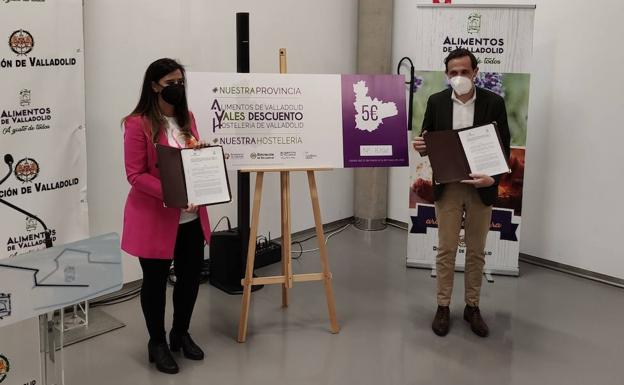 La Diputación firma un convenio para que los hosteleros no paguen los «platos rotos» de la pandemia