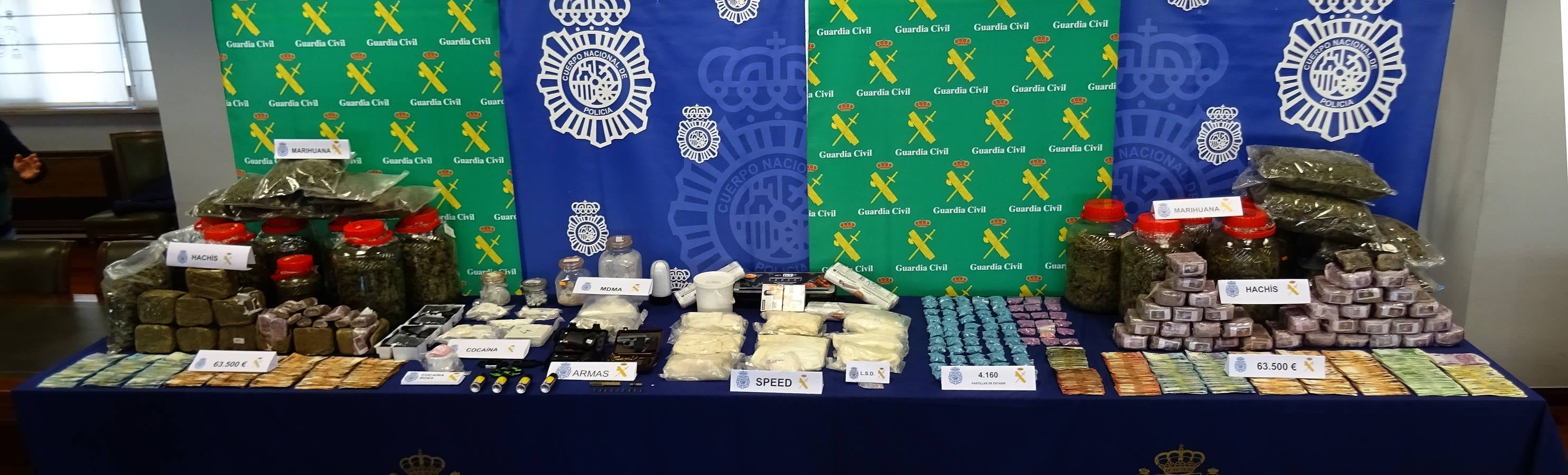 Material intervenido en la 'operación Ícaro' en Valladolid